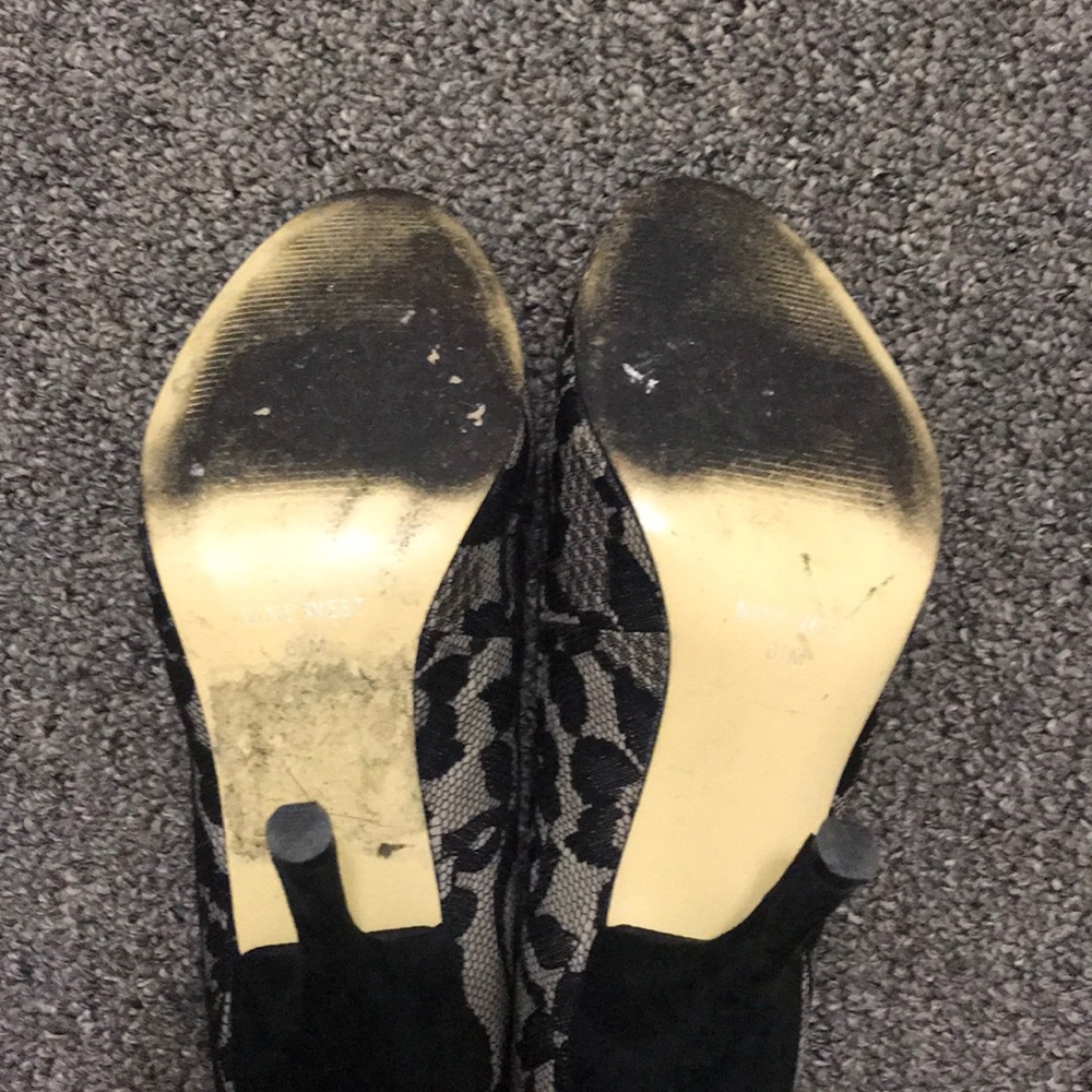 Heels - Picture 3 of 9